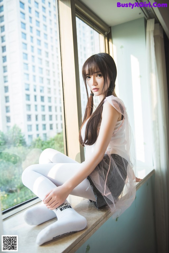 TouTiao 2017-08-11: Model Xiao Ru Jing (小 如 镜) (27 photos) No.b13c39