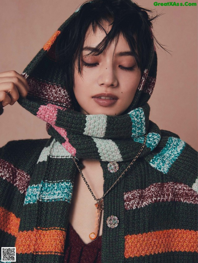 Nana Komatsu 小松菜奈, ELLE Japan エル・ジャポン 2022.11 No.21febe